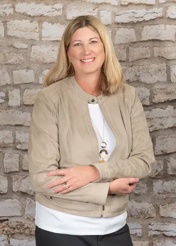 LISA GUDMUNSON