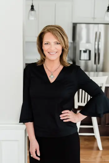JENNY RIEBEL