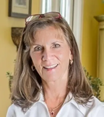 Phyllis Holt