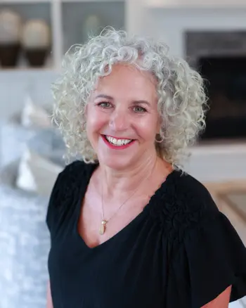 Denise Lucky