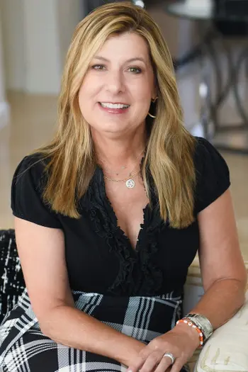 Beth Garfield