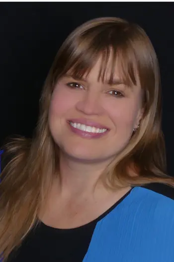 Carrie Bachofer