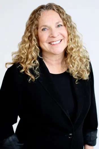 Lisa Roebuck-Krasno