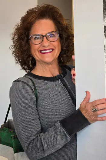 Maggie Womacks