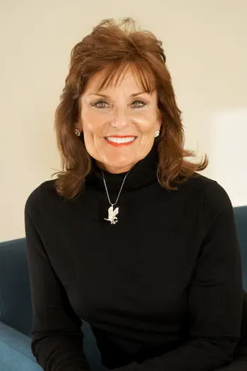 Connie Hoos