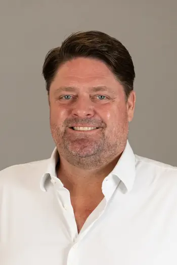 Nathan Zeder