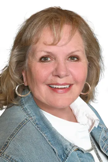 Suzanne Dern