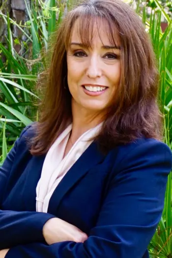 Gloria Akers