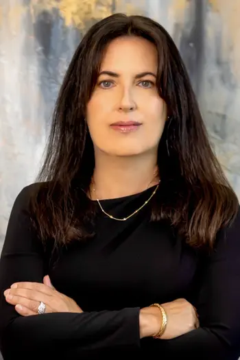 Jennifer Zales