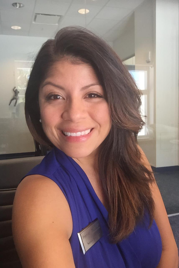 Nancy Alvallero