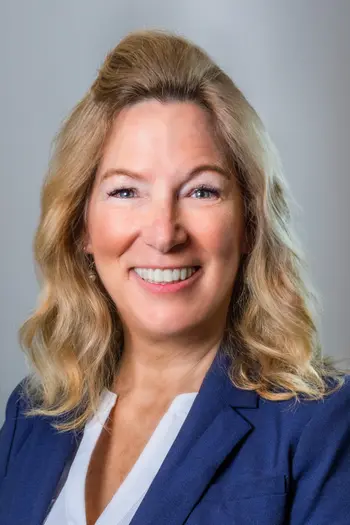 Lisa Oleksak-Sullivan