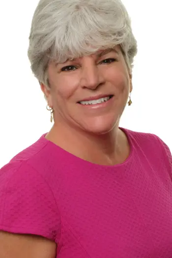 Meryl Nixon