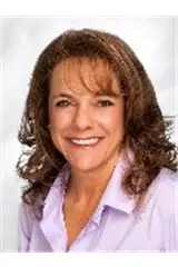 Angela Tsakiris