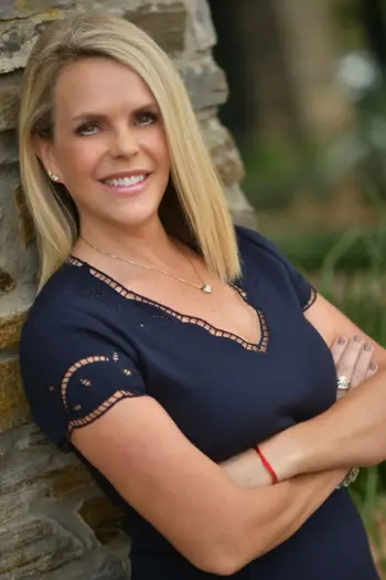 Shelli Bronstine