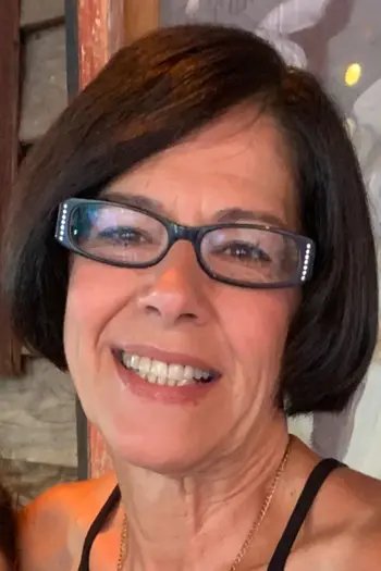 Debra Spagna