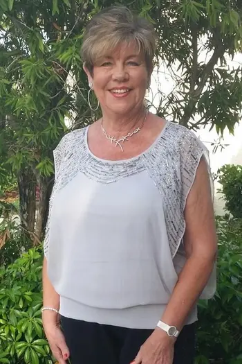Rebecca Dean