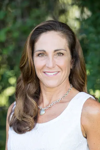 Julie Warren