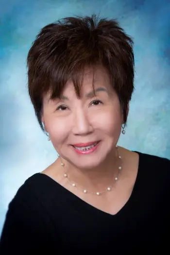 Helen Chou
