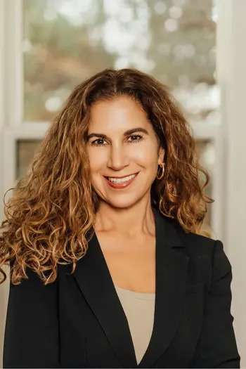 Jennifer Taves