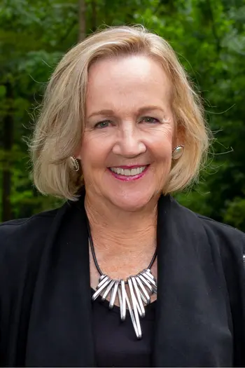 Barbara Lang
