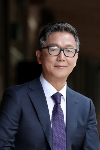 Sang Lee