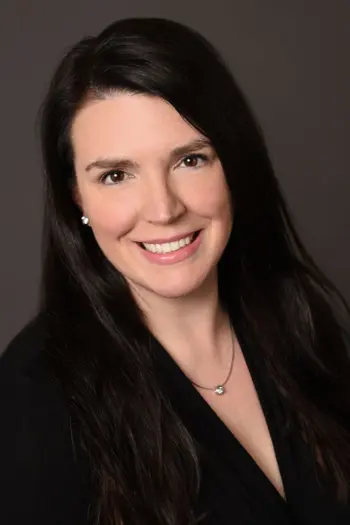 Laura Benson