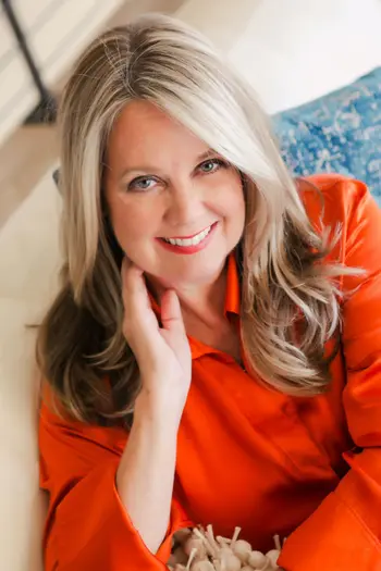Peggy Nelson