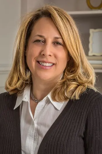 Lori Popkin