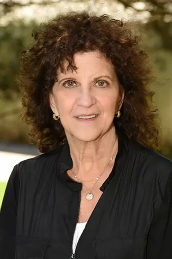 Laurie Crouse
