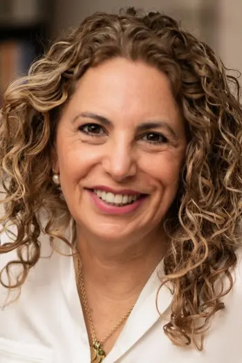 Leslie Riback
