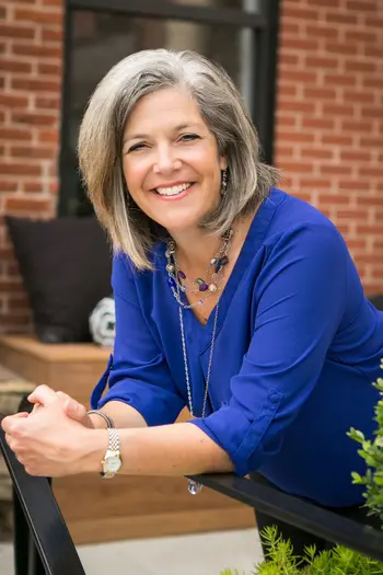 Sara Letourneau