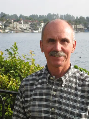 Dennis Stacy