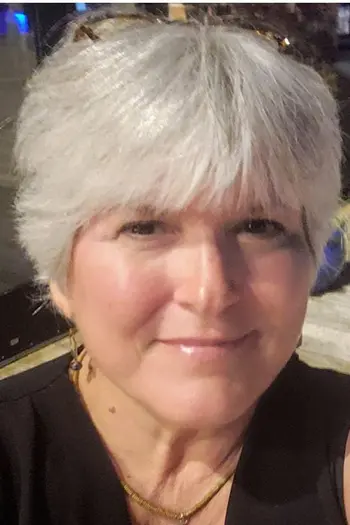 Julie Murphy