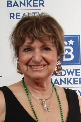 Teresa Maloney-Szabo