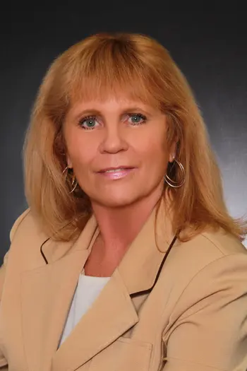 Leslie Horton