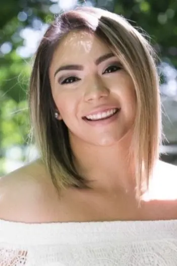 Raquel Salazar