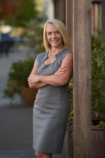 Jennifer Forrest Robinson