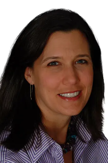 Carolyn Kay