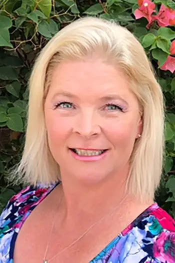 Deanne Martin