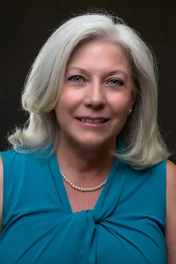 Cynthia Aprandini