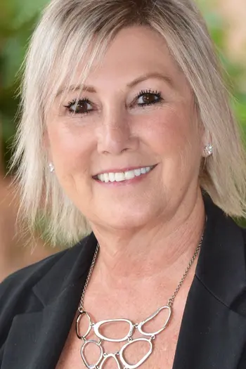 Robyn McLean
