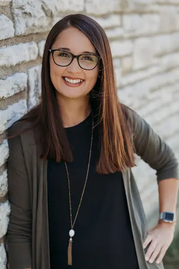 Alecia Valencia
