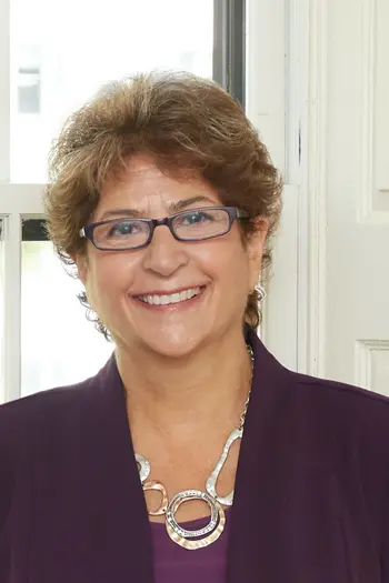 Barbara Hakim
