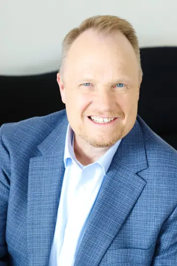 Lane Lyon