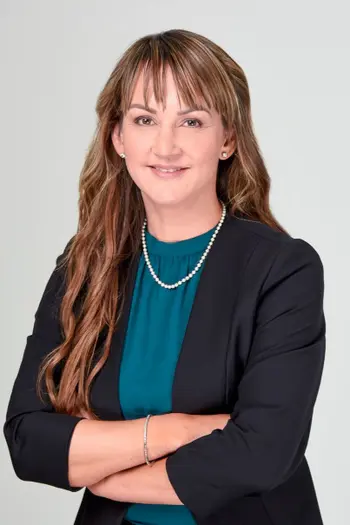 Karen Amlong-Lee