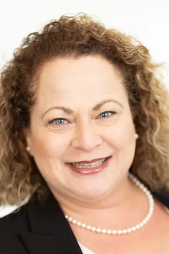 Lori Bates