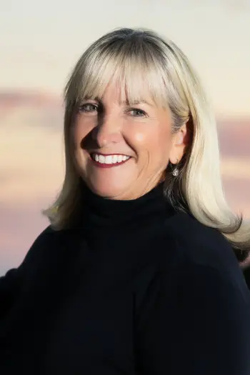 Lynda Marsolek