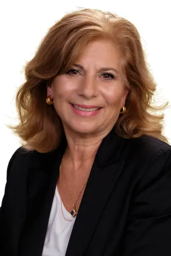Lisa Weil