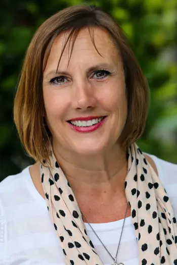 LaRae Mardesic Bechmann