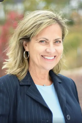 Lesa Rand
